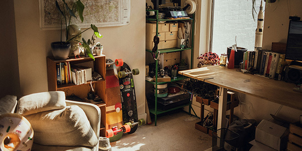 De-clutter your home: How self storage can help you reclaim space